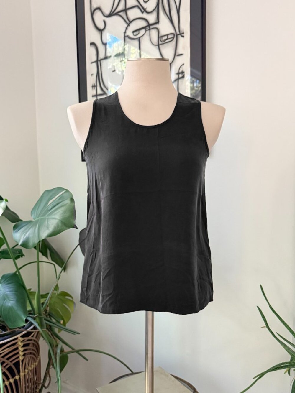 Quince 100% Silk Black Scoop Neck Sleeveless Tank Top - Small